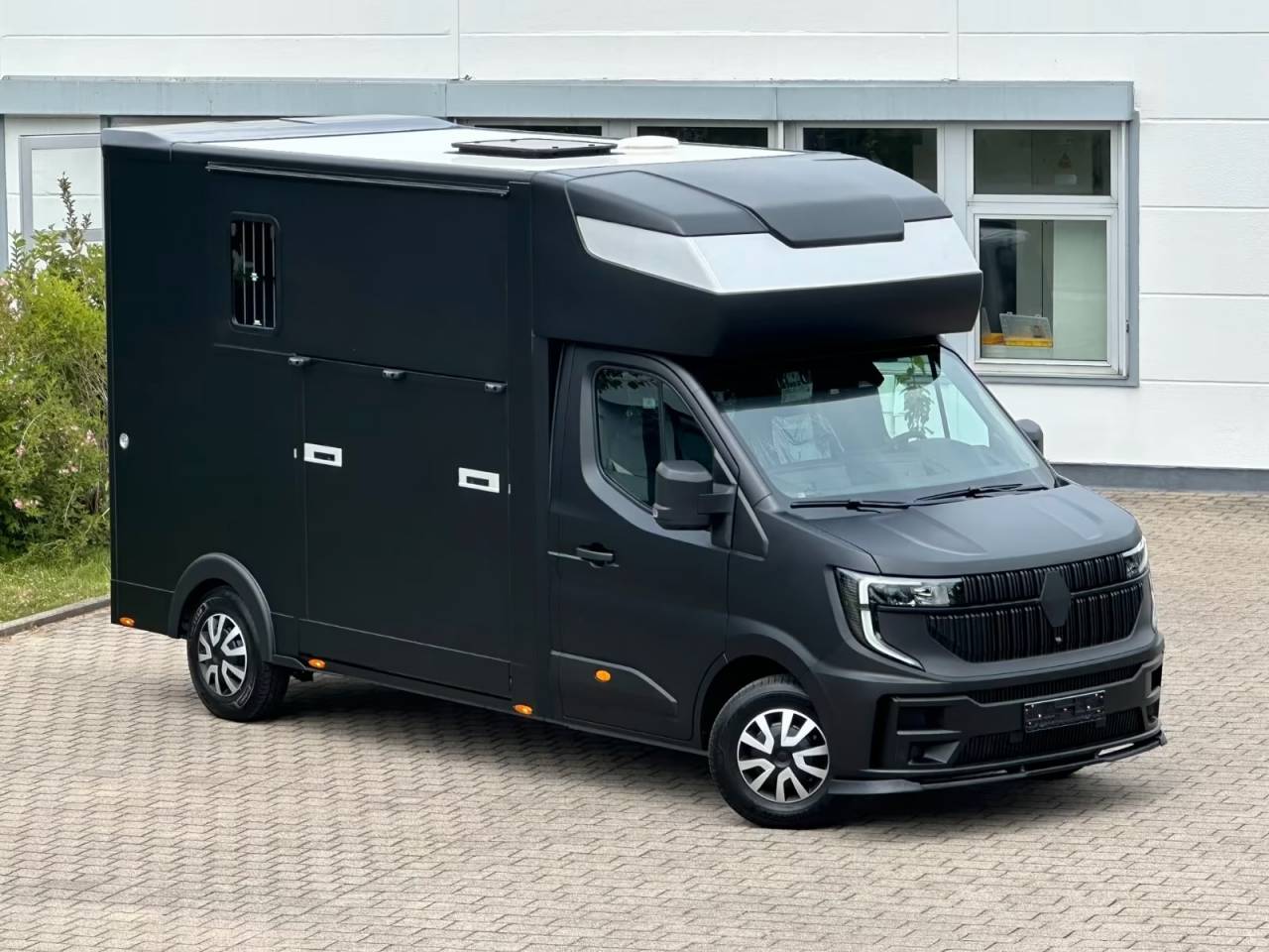 Horsebox HGV Renault RENAULT MASTER 170 MSG STALLION LIGHT AUTOMATIQUE 2026 New