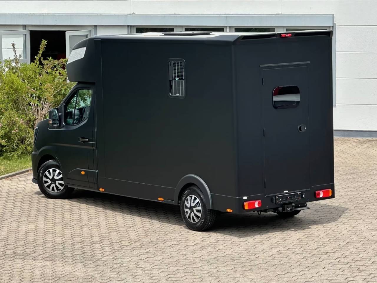 Horsebox HGV Renault RENAULT MASTER 170 MSG STALLION LIGHT AUTOMATIQUE 2026 New