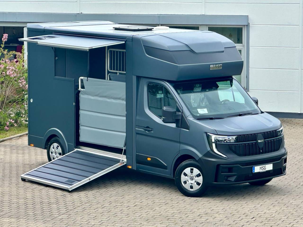Horsebox HGV Renault RENAULT MASTER 170 MSG STALLION LIGHT AUTOMATIQUE 2026 New