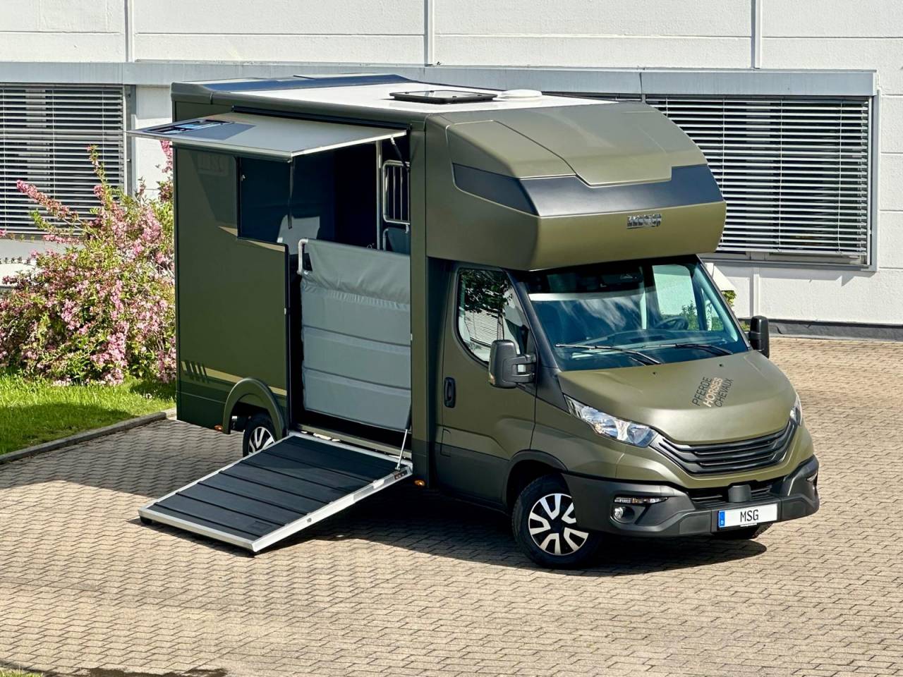 Horsebox HGV Iveco IVECO DAILY 35-210 HI-MATIC MSG STALLION LIGHT 2026 New