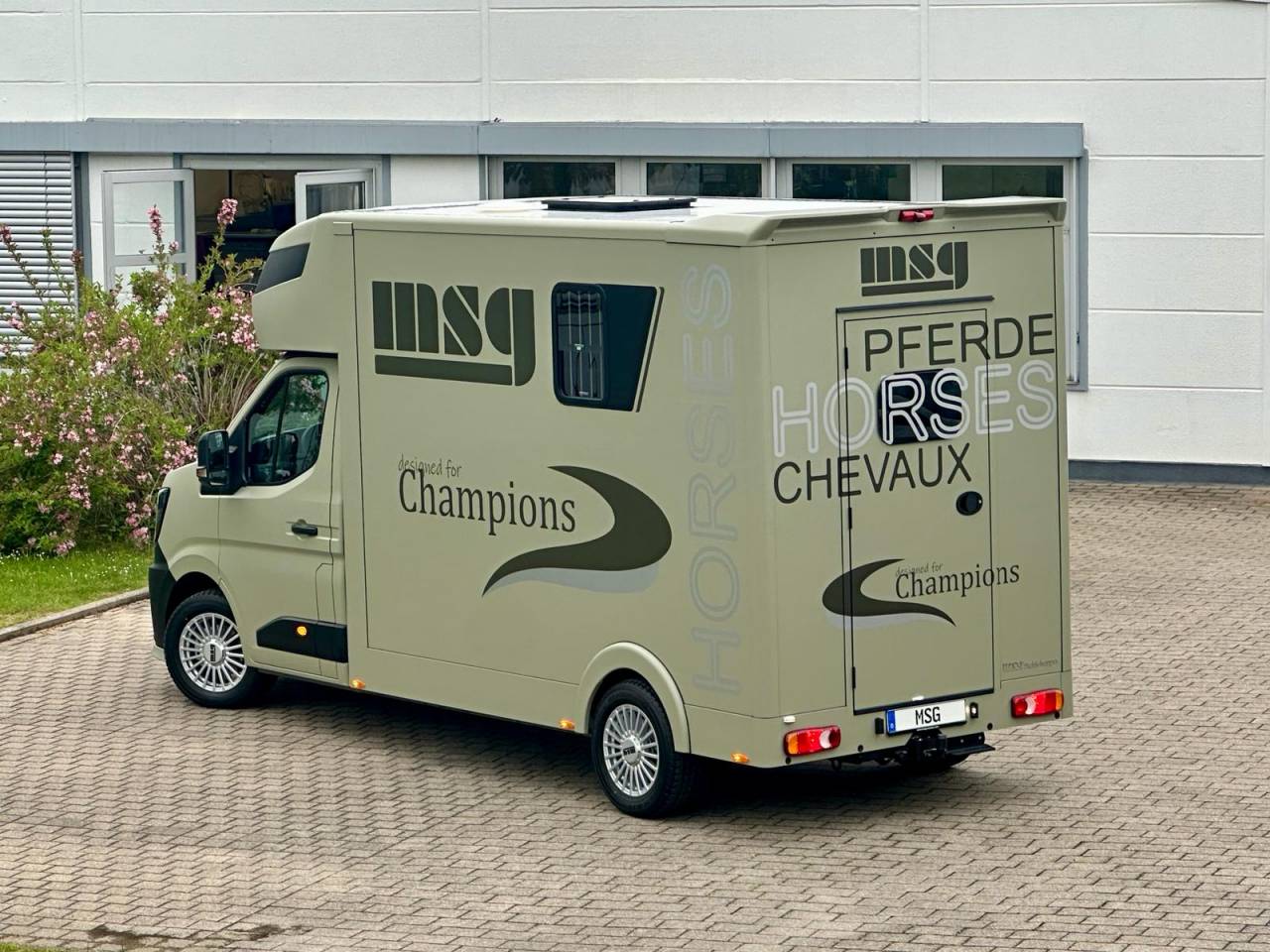 Horsebox HGV Renault RENAULT MASTER 170 MSG STALLION LIGHT AUTOMATIQUE 2026 New