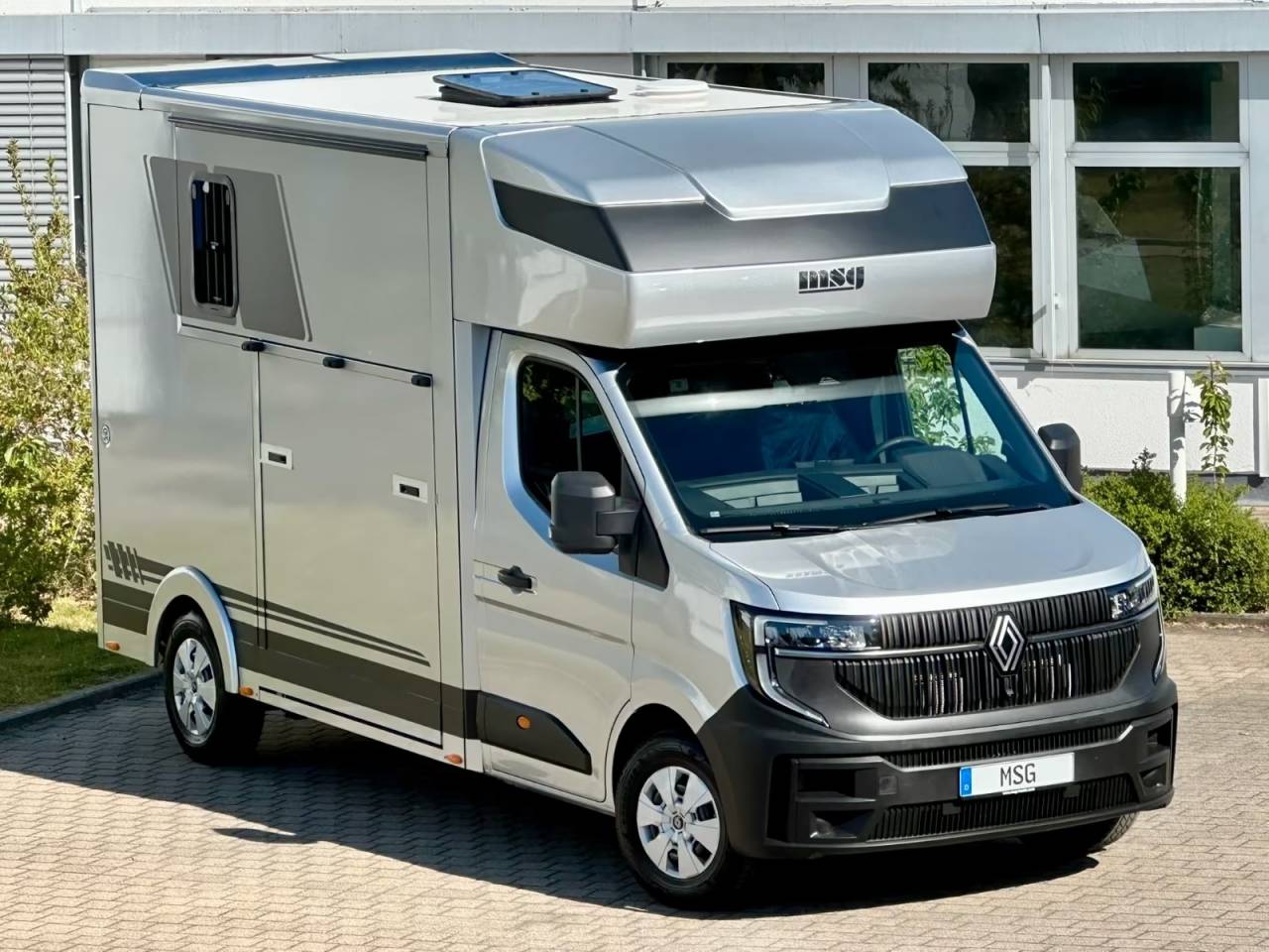 Horsebox HGV Renault RENAULT MASTER 170 MSG STALLION LIGHT AUTOMATIQUE 2026 New