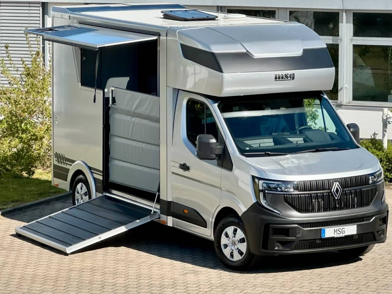 Horsebox HGV Renault RENAULT MASTER 170 MSG STALLION LIGHT AUTOMATIQUE 2026 New
