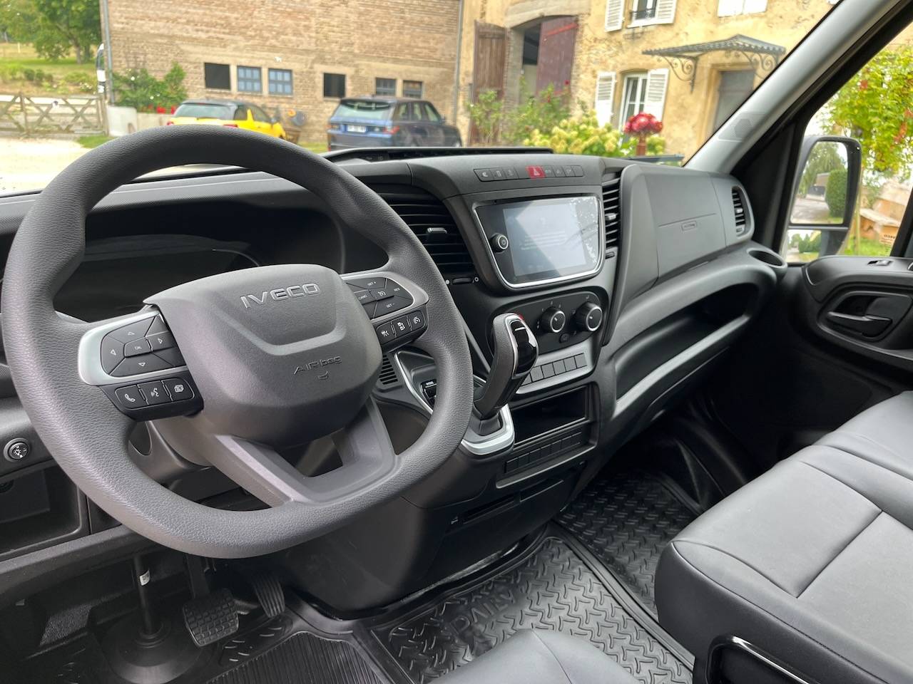 Horsebox HGV Iveco IVECO DAILY 35S210 HI-MATIC MSG STALLION LIGHT 2026 New