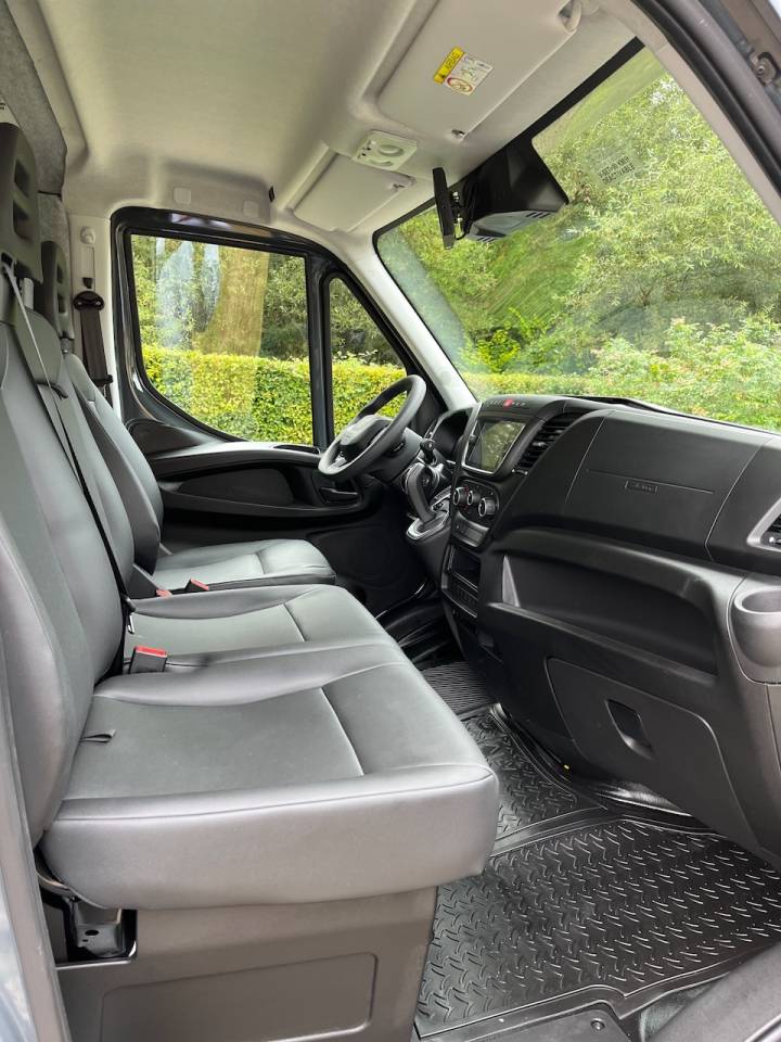 Horsebox HGV Iveco IVECO DAILY 35S210 HI-MATIC MSG STALLION LIGHT 2026 New