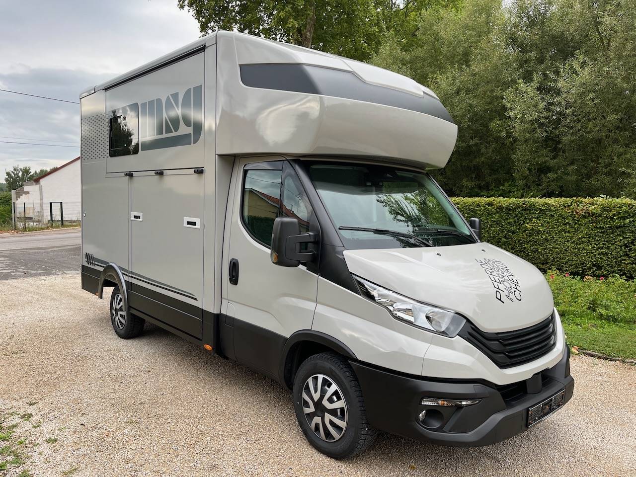 Horsebox HGV Iveco IVECO DAILY 35S210 HI-MATIC MSG STALLION LIGHT 2026 New