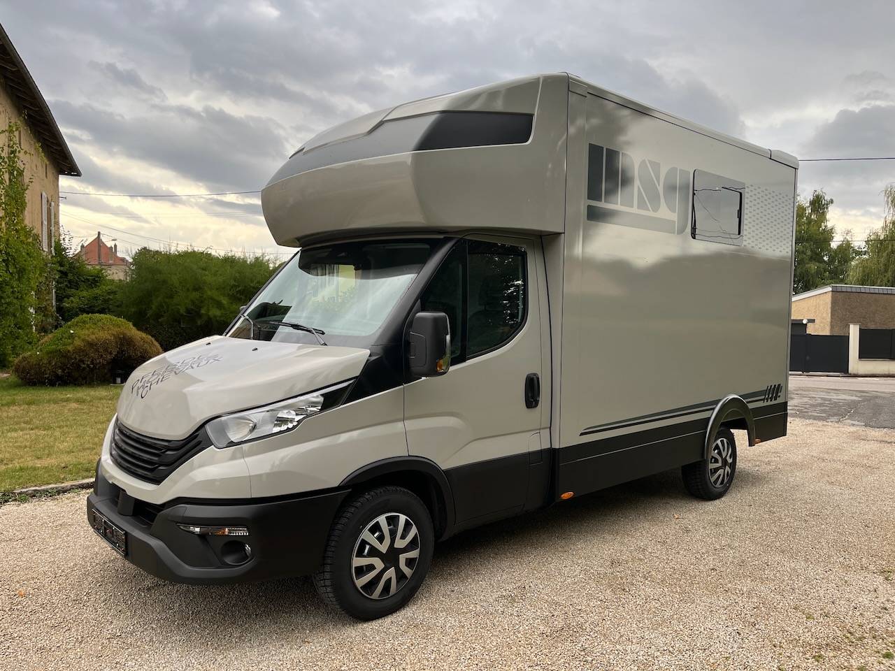 Horsebox HGV Iveco IVECO DAILY 35S210 HI-MATIC MSG STALLION LIGHT 2026 New