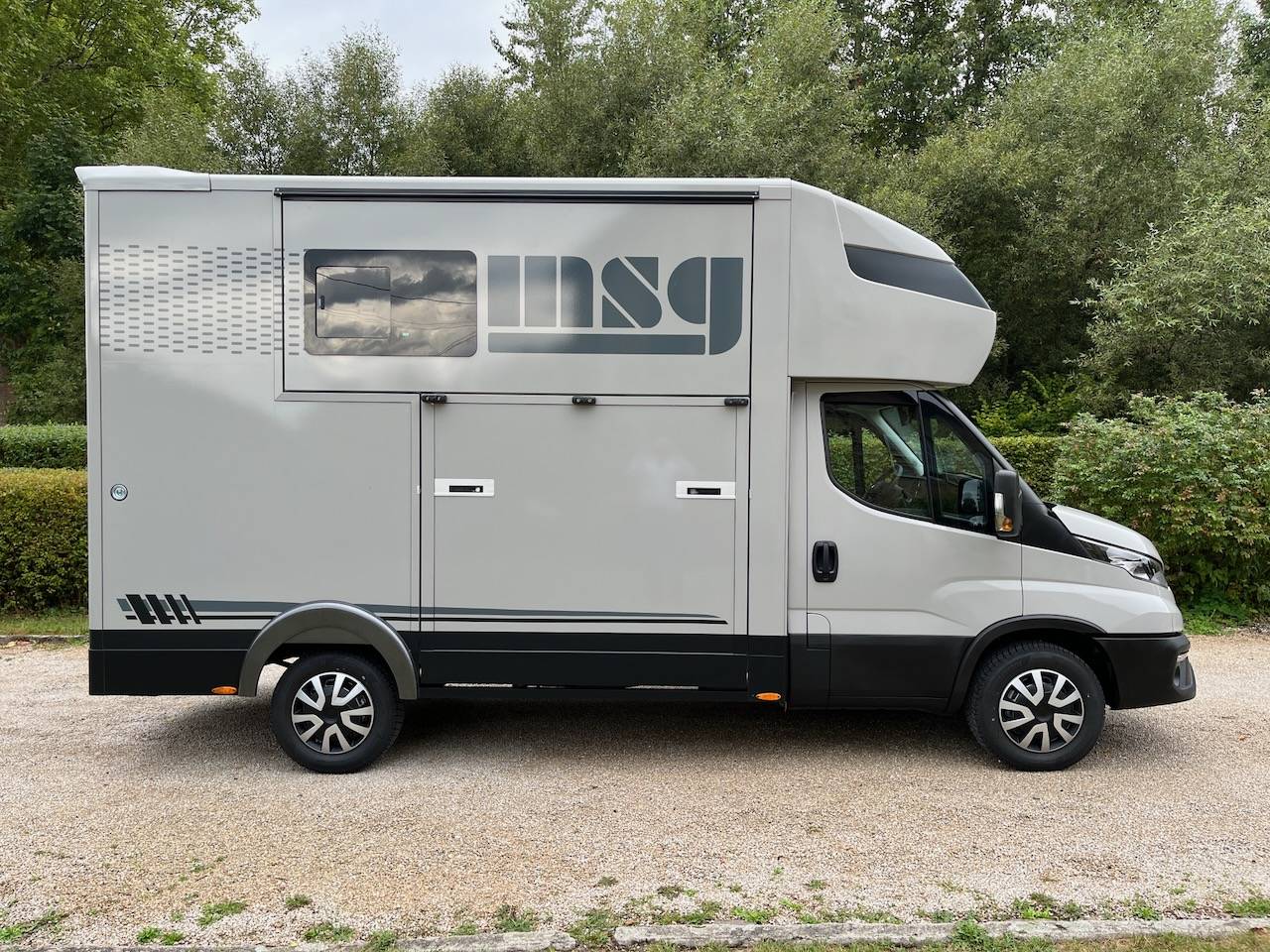 Horsebox HGV Iveco IVECO DAILY 35S210 HI-MATIC MSG STALLION LIGHT 2026 New