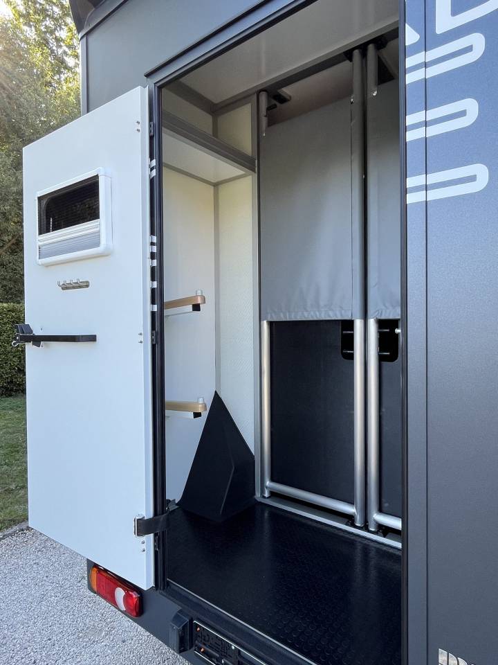 Horsebox HGV Peugeot PEUGEOT BOXER BLUEHDI 165 MSG STALLION LIGHT 2025 Used