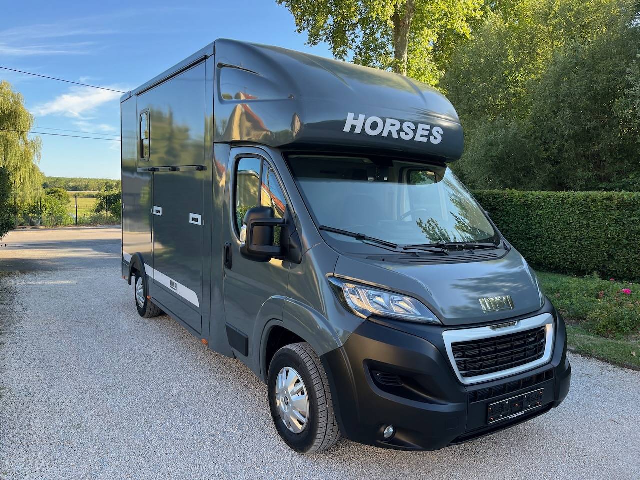Horsebox HGV Peugeot PEUGEOT BOXER BLUEHDI 165 MSG STALLION LIGHT  Used