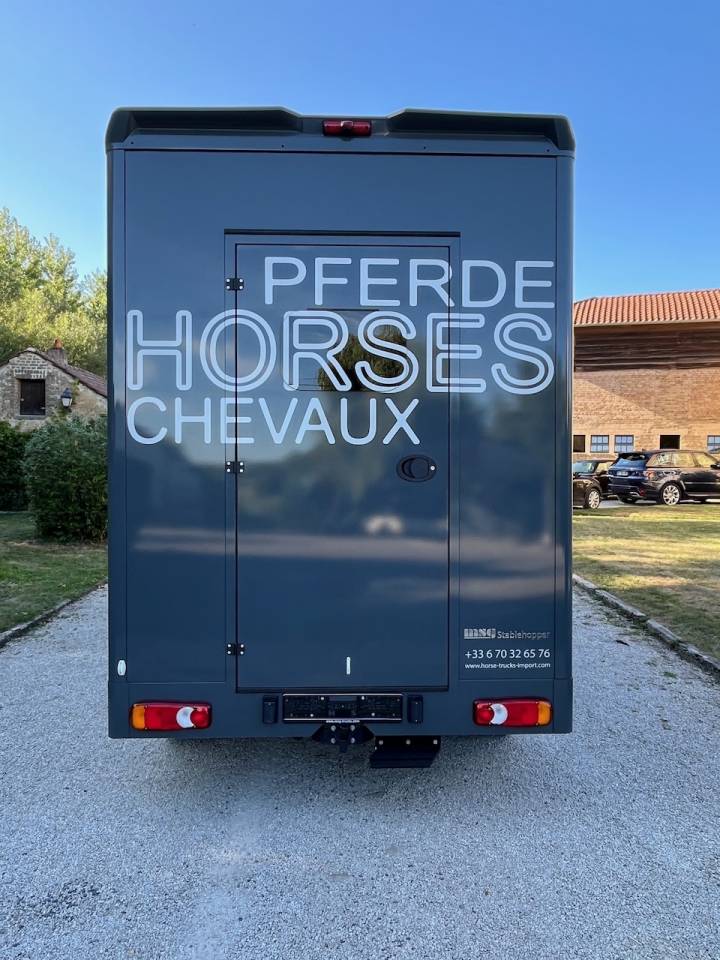 Horsebox HGV Peugeot PEUGEOT BOXER BLUEHDI 165 MSG STALLION LIGHT  Used