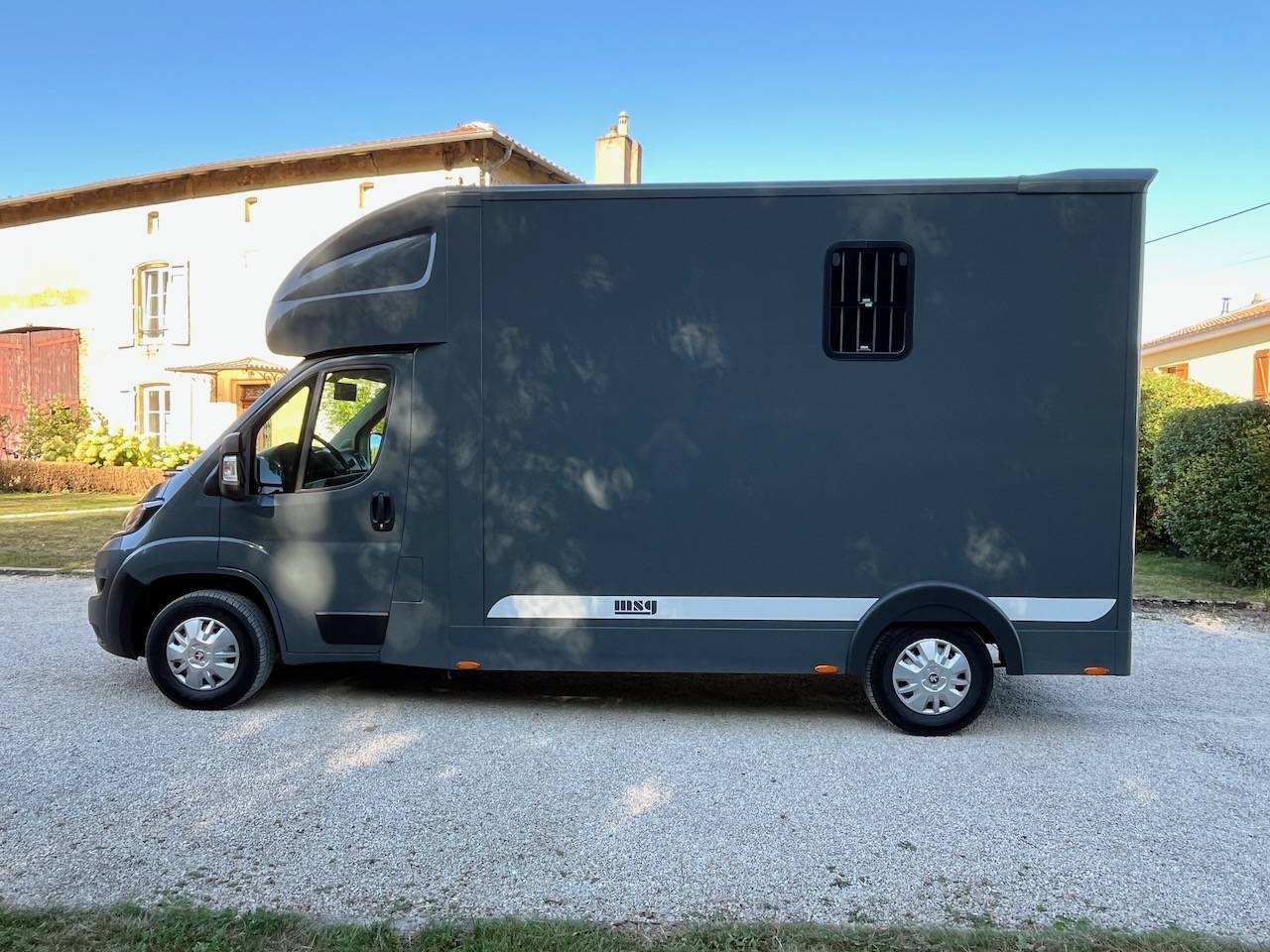 Horsebox HGV Peugeot PEUGEOT BOXER BLUEHDI 165 MSG STALLION LIGHT  Used