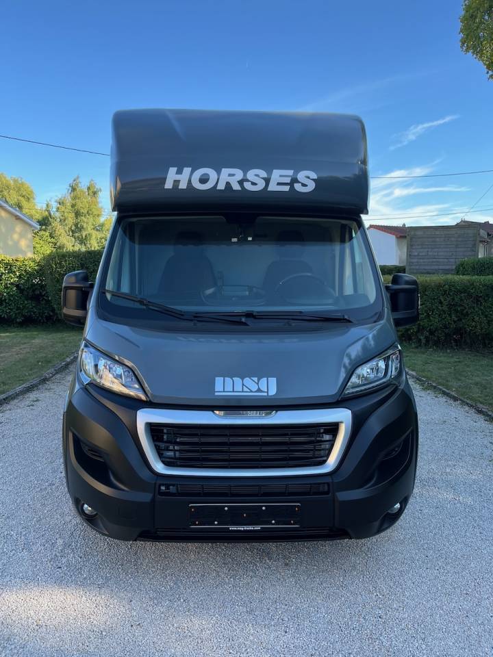 Horsebox HGV Peugeot PEUGEOT BOXER BLUEHDI 165 MSG STALLION LIGHT  Used