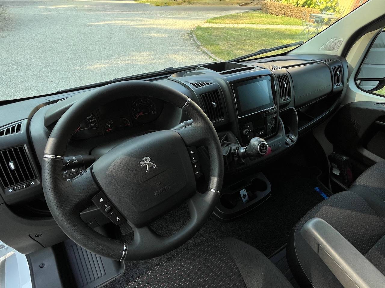 Horsebox HGV Peugeot PEUGEOT BOXER BLUEHDI 165 MSG STALLION LIGHT 2025 Used