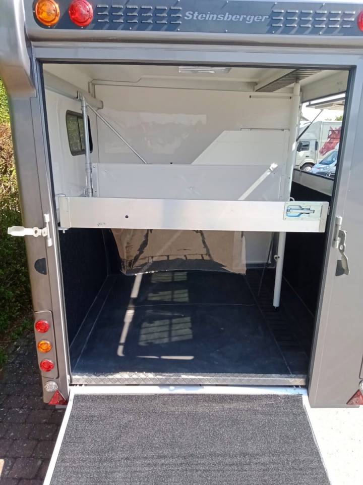 Trailer Anka REMORQUE ANKA 2 CHEVAUX & GRAND HOME CAR 2026 New