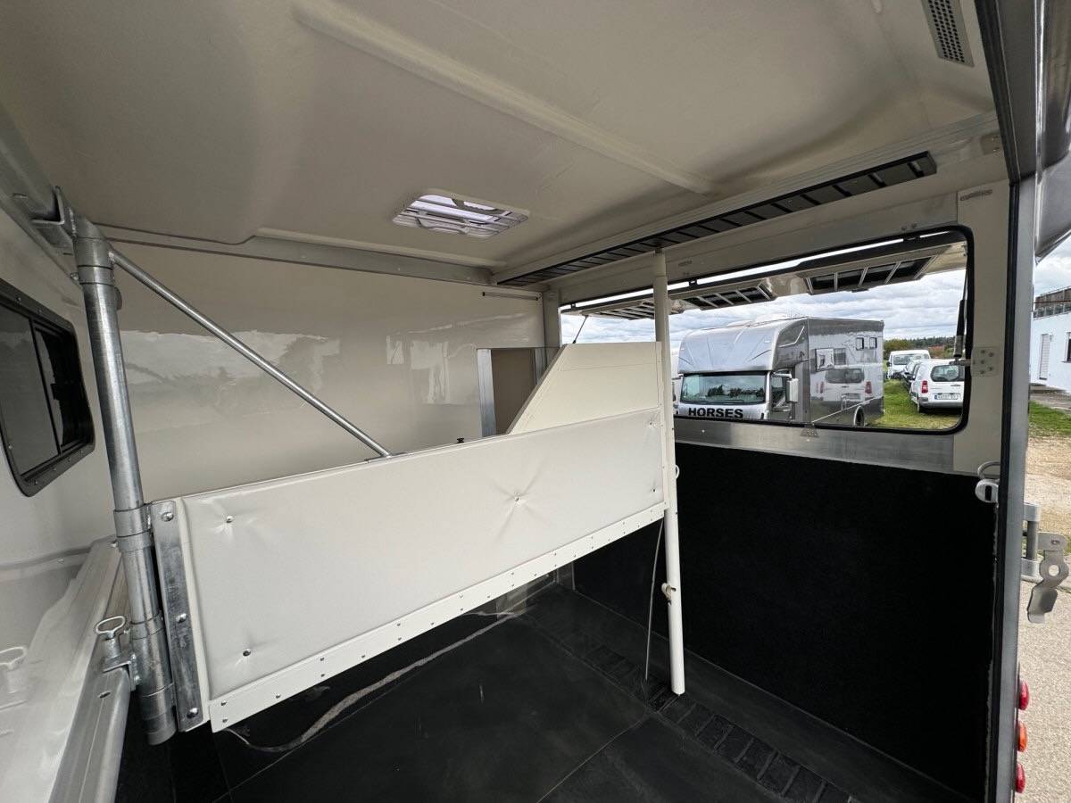 Trailer Anka REMORQUE ANKA 2 CHEVAUX & GRAND HOME CAR 2026 New