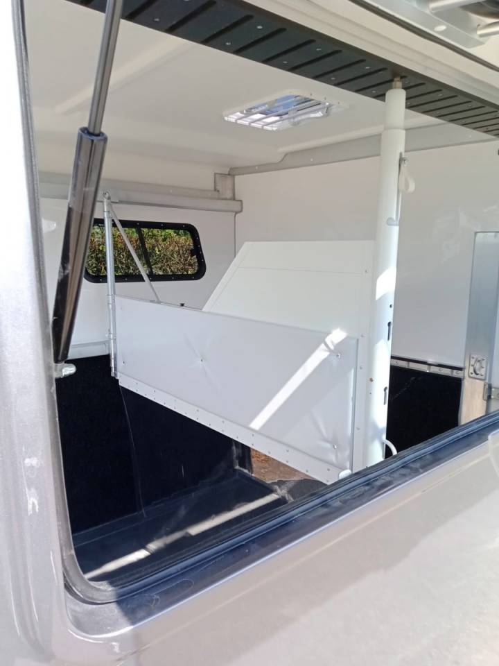 Trailer Anka REMORQUE ANKA 2 CHEVAUX & GRAND HOME CAR 2026 New