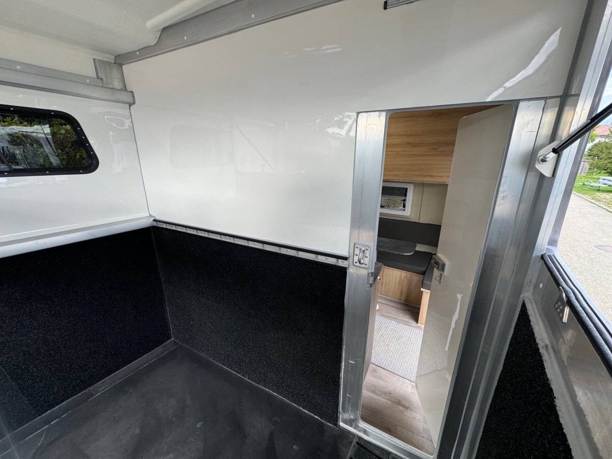 Trailer Anka REMORQUE ANKA 2 CHEVAUX & GRAND HOME CAR 2026 New