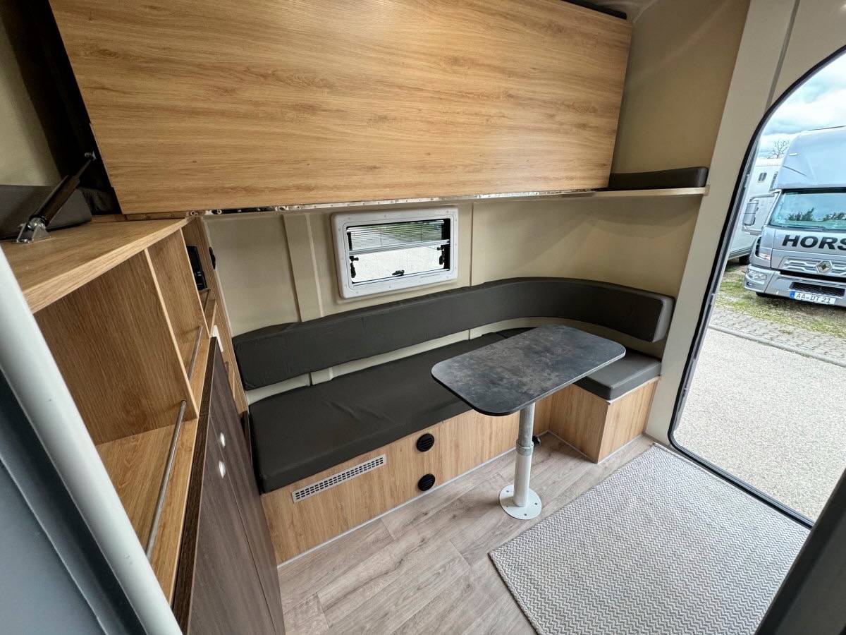 Trailer Anka REMORQUE ANKA 2 CHEVAUX & GRAND HOME CAR 2026 New