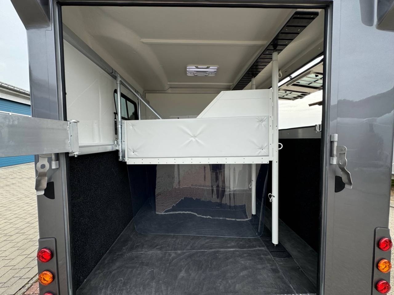 Trailer Anka REMORQUE ANKA 3 CHEVAUX & GRAND HOME CAR 2026 New