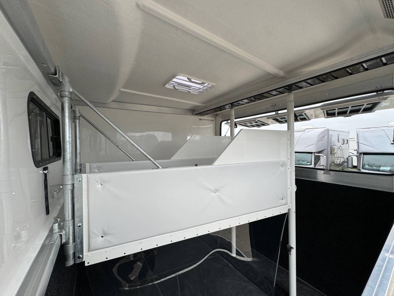 Trailer Anka REMORQUE ANKA 3 CHEVAUX & HOME CAR 2026 New