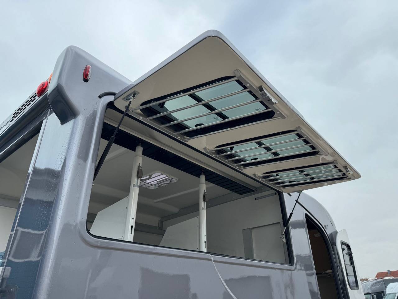 Trailer Anka REMORQUE ANKA 3 CHEVAUX & HOME CAR 2026 New