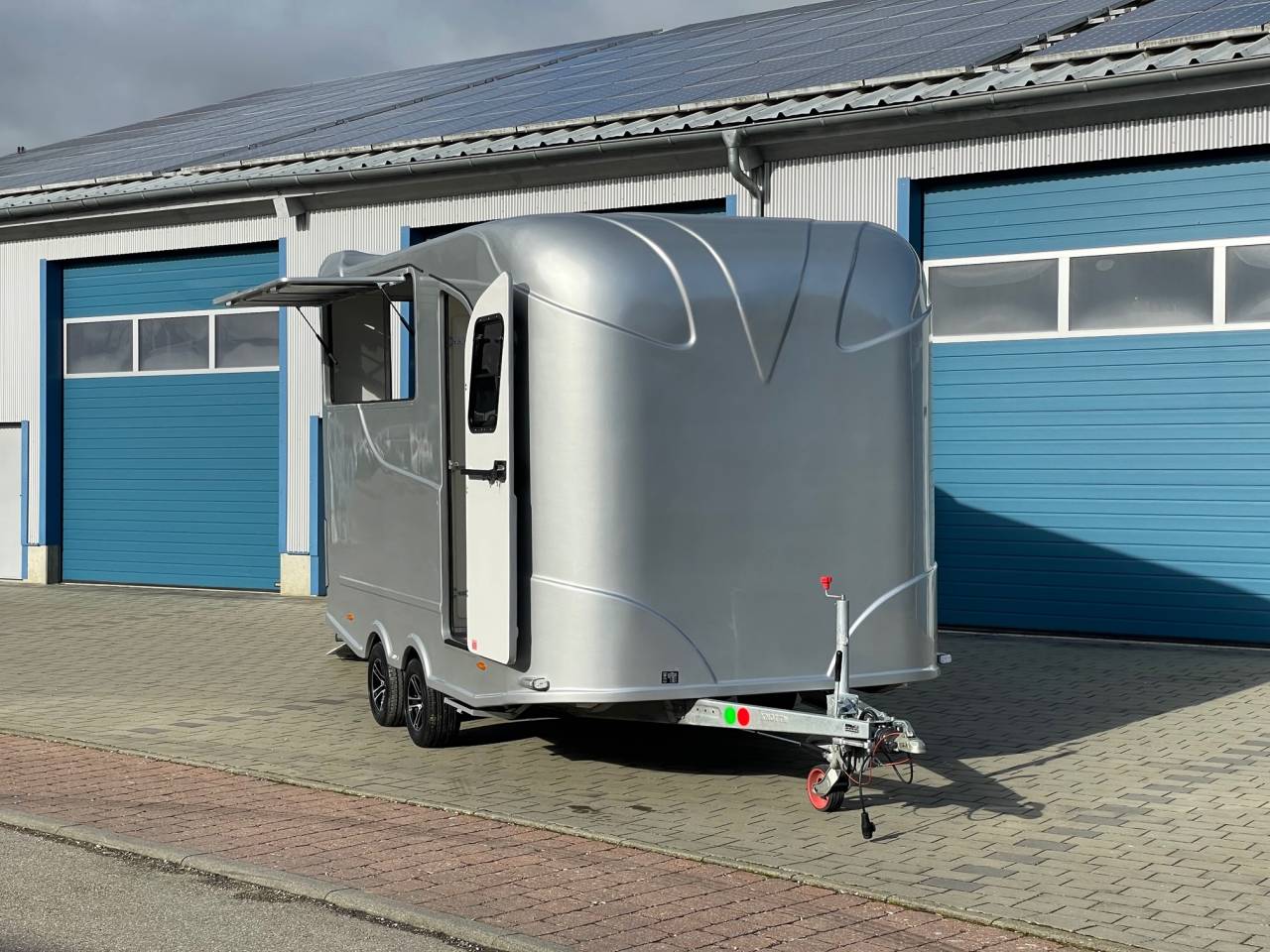 Trailer Anka REMORQUE ANKA 3 CHEVAUX & SELLERIE 2026 New