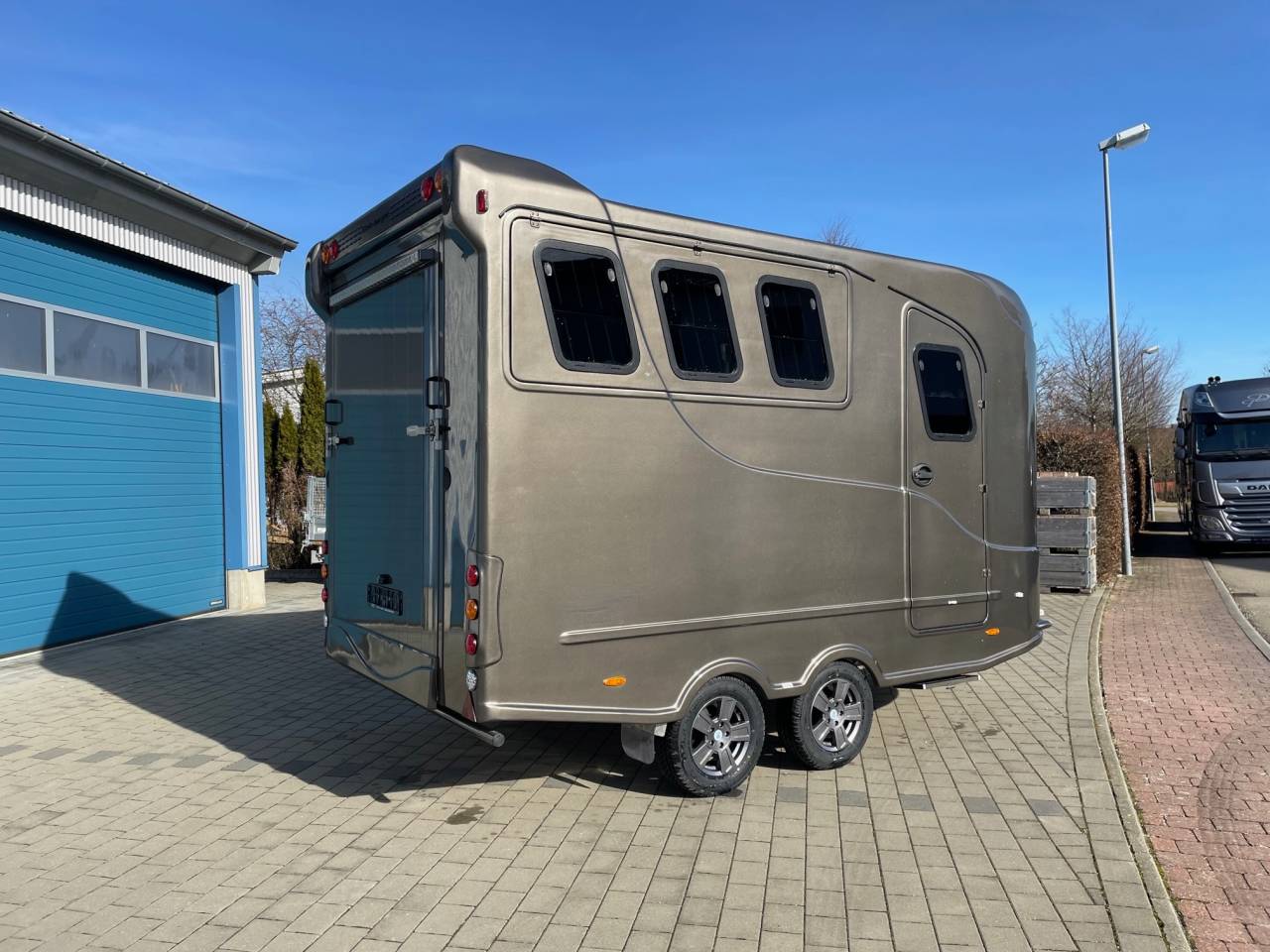 Trailer Anka REMORQUE ANKA 3 CHEVAUX & SELLERIE 2026 New