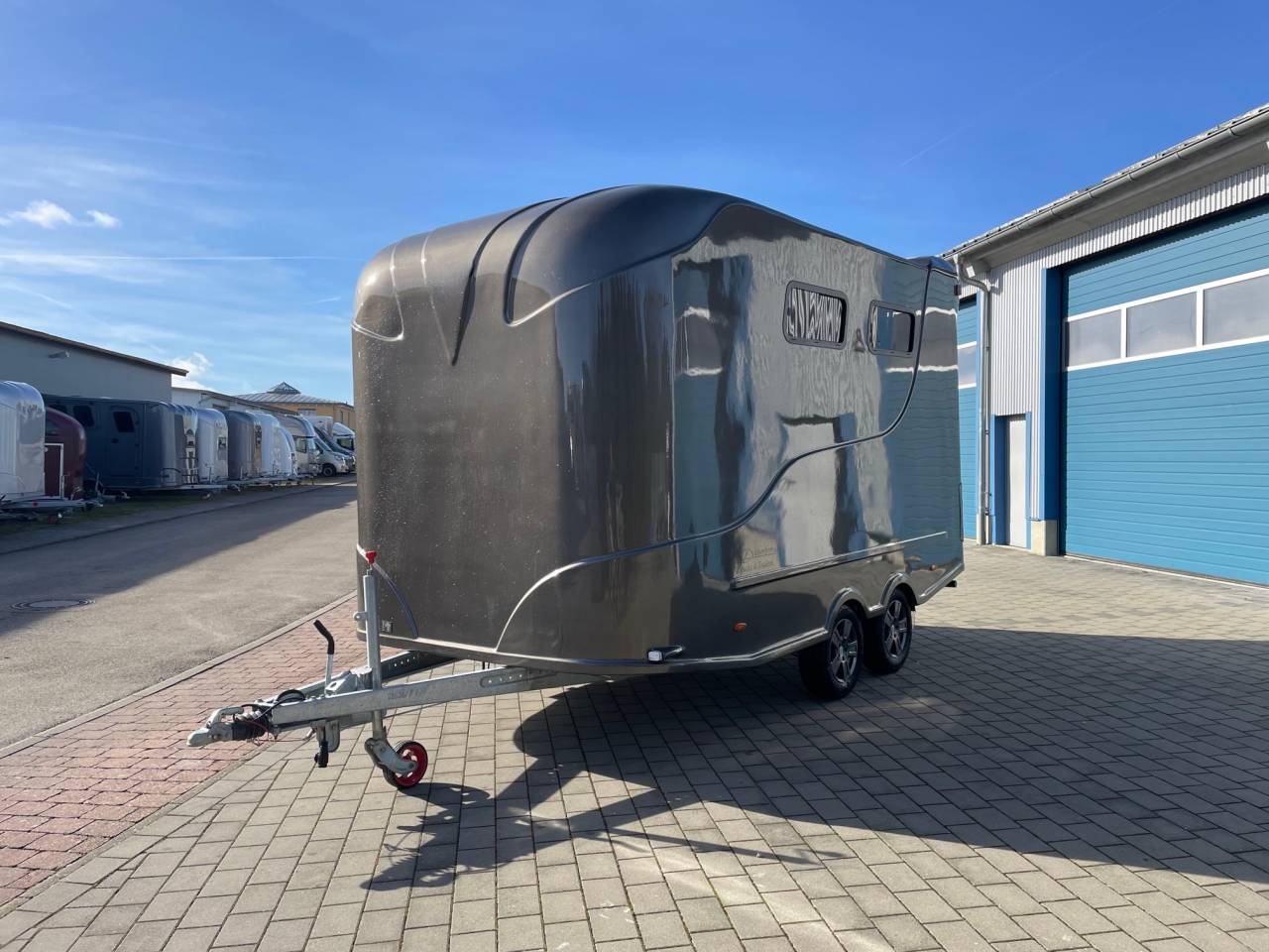 Trailer Anka REMORQUE ANKA 3 CHEVAUX & SELLERIE 2026 New