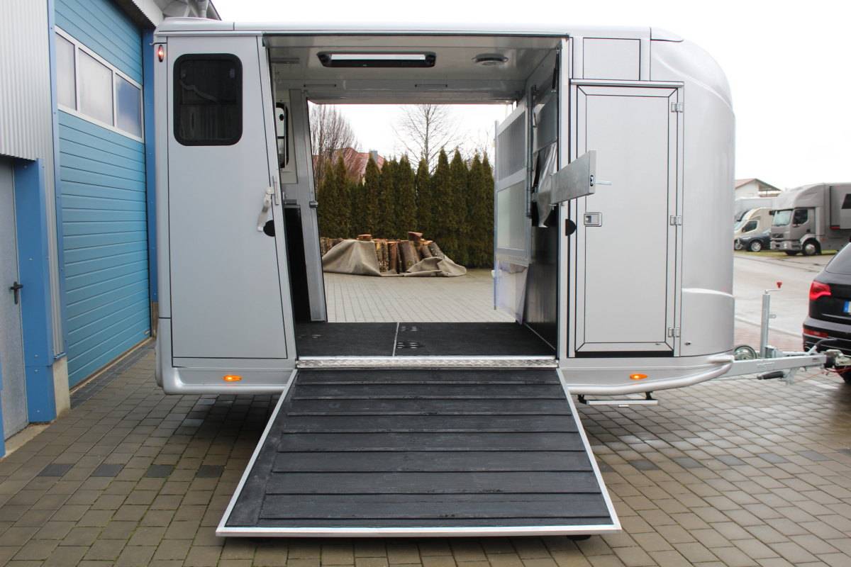 Trailer Anka REMORQUE ANKA 2 CHEVAUX STALLION DOUBLE PONT & SEL 2026 New
