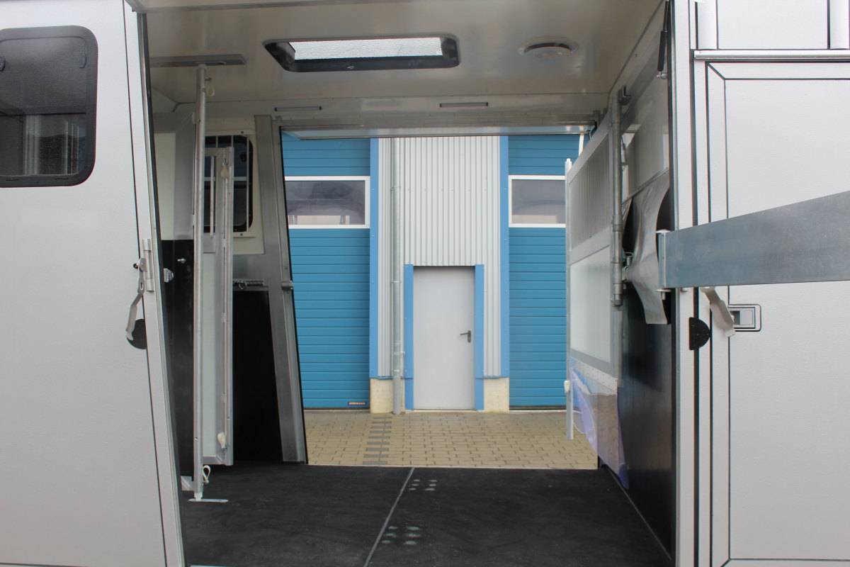 Trailer Anka REMORQUE ANKA 2 CHEVAUX STALLION DOUBLE PONT & SEL 2026 New