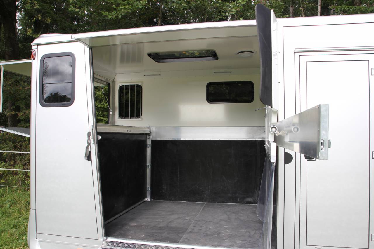 Trailer Anka REMORQUE ANKA 2 CHEVAUX + HOME CAR & SELLERIE 2026 New