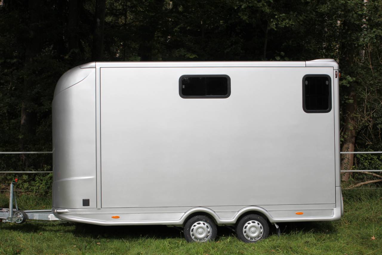 Trailer Anka REMORQUE ANKA 2 CHEVAUX + HOME CAR & SELLERIE 2026 New