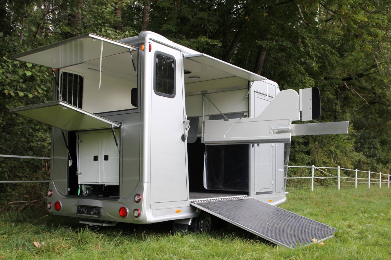 Trailer Anka REMORQUE ANKA 2 CHEVAUX + HOME CAR & SELLERIE 2026 New