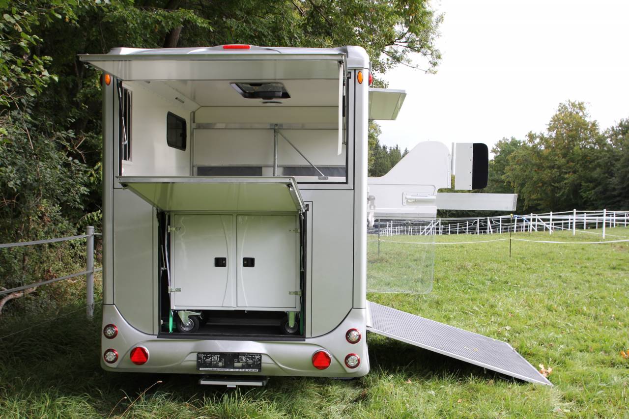 Trailer Anka REMORQUE ANKA 2 CHEVAUX + HOME CAR & SELLERIE 2026 New