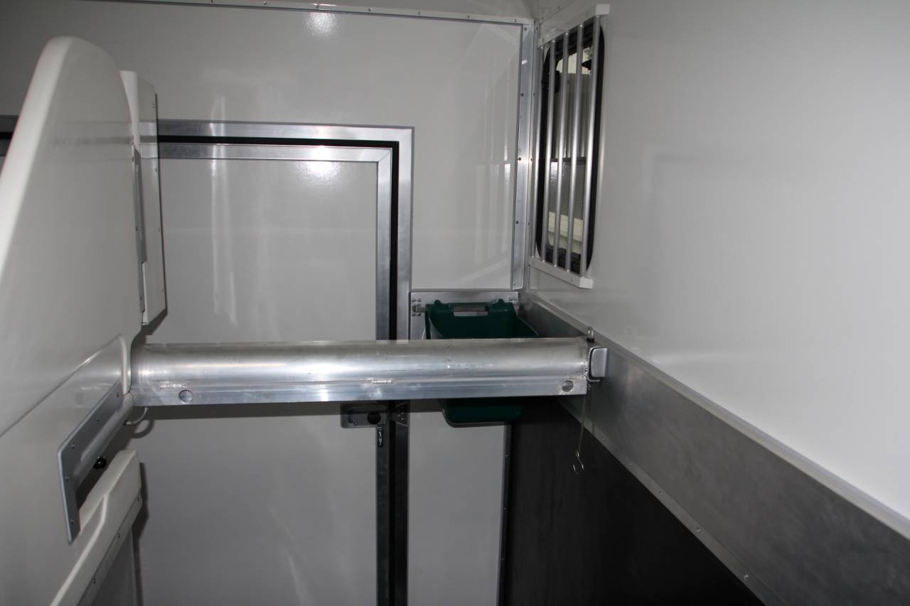 Trailer Anka REMORQUE ANKA 2 CHEVAUX & SELLERIE 2026 New
