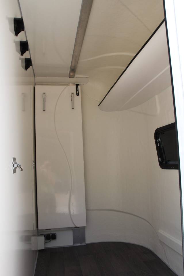 Trailer Anka REMORQUE ANKA 2 CHEVAUX & SELLERIE 2026 New