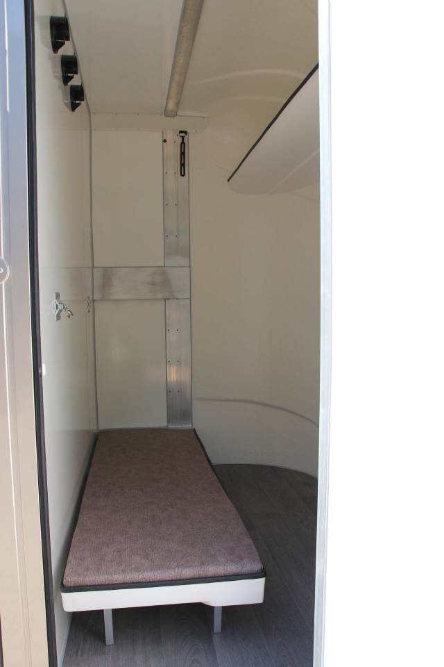 Trailer Anka REMORQUE ANKA 2 CHEVAUX & SELLERIE 2026 New