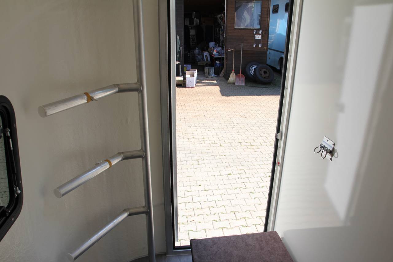 Trailer Anka REMORQUE ANKA 2 CHEVAUX & SELLERIE 2026 New