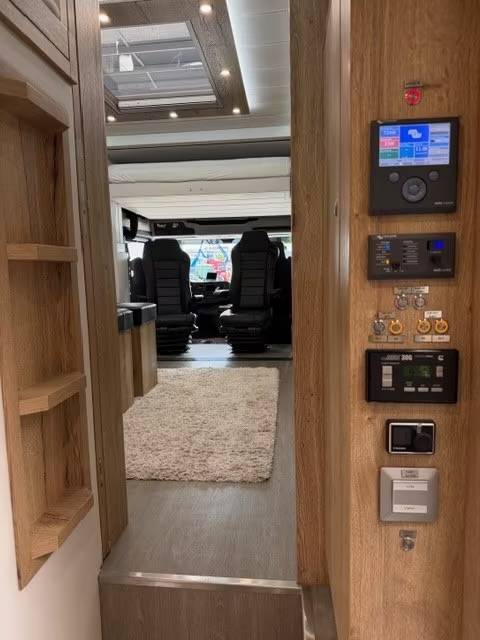 Horsebox NON-HGV HTIs SCANIA S450 HTI PROFESSIONAL DOUBLE POP OUT & POP  2023 Used