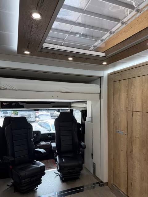 Horsebox NON-HGV HTIs SCANIA S450 HTI PROFESSIONAL DOUBLE POP OUT & POP  2023 Used