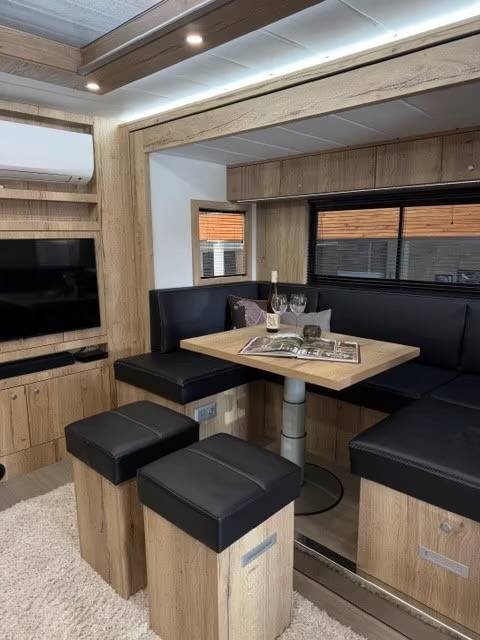 Horsebox NON-HGV HTIs SCANIA S450 HTI PROFESSIONAL DOUBLE POP OUT & POP  2023 Used