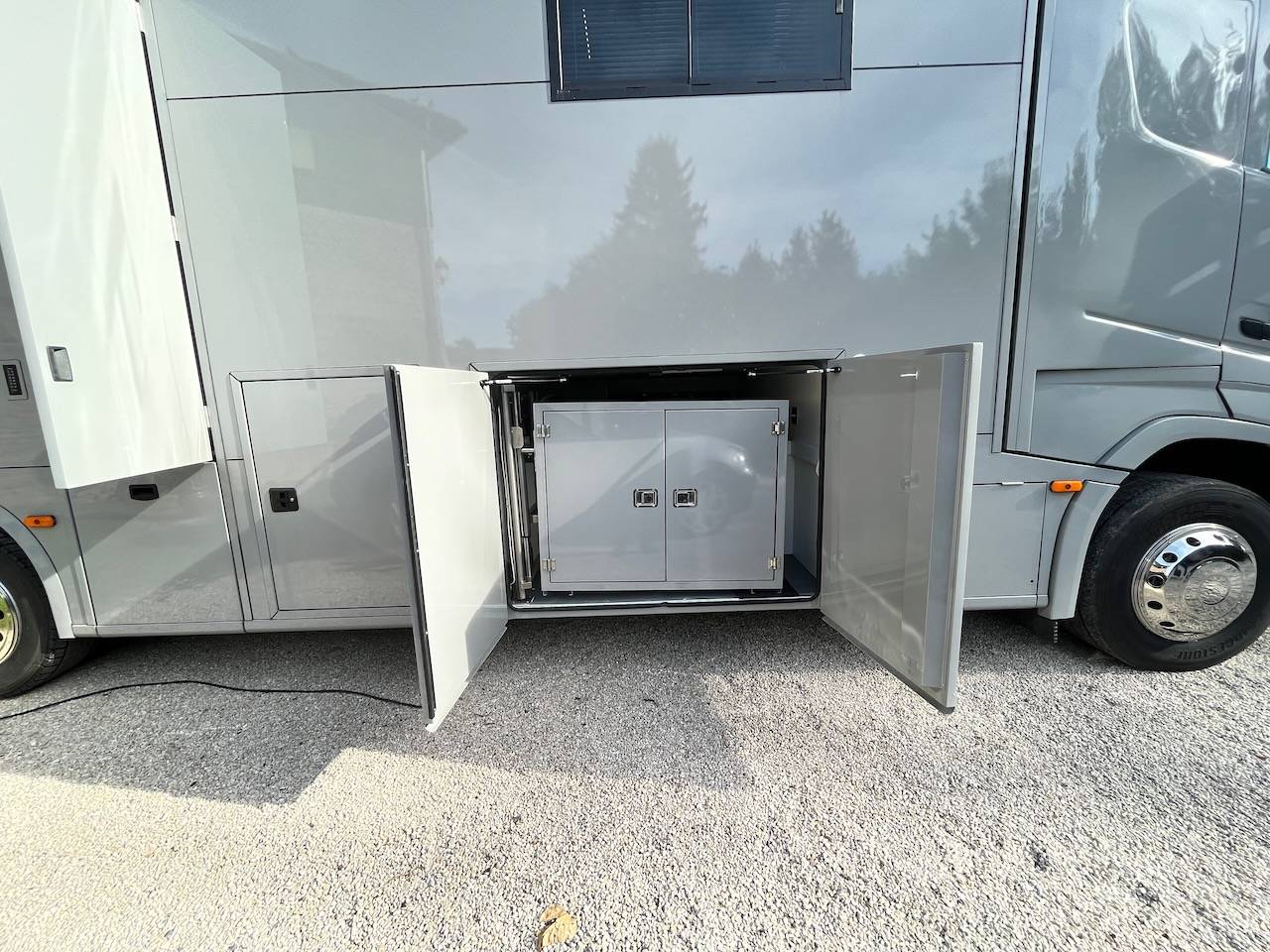 Horsebox NON-HGV HTIs VOLVO FH 500 HTI PROFESSIONAL 6 2023 Used