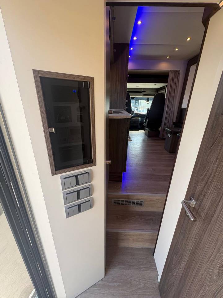 Horsebox NON-HGV Scania SCANIA S500 EHC POP OUT 2020 Used