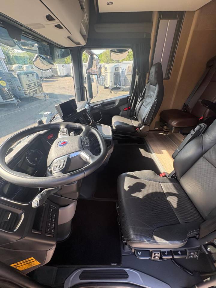 Horsebox NON-HGV Scania SCANIA S500 EHC POP OUT 2020 Used