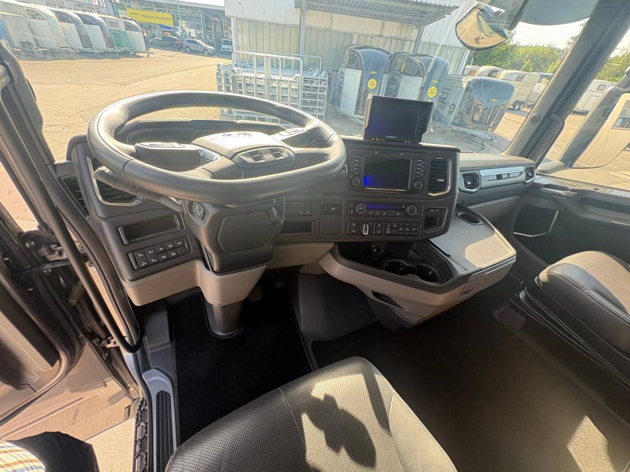 Horsebox NON-HGV Scania SCANIA S500 EHC POP OUT 2020 Used