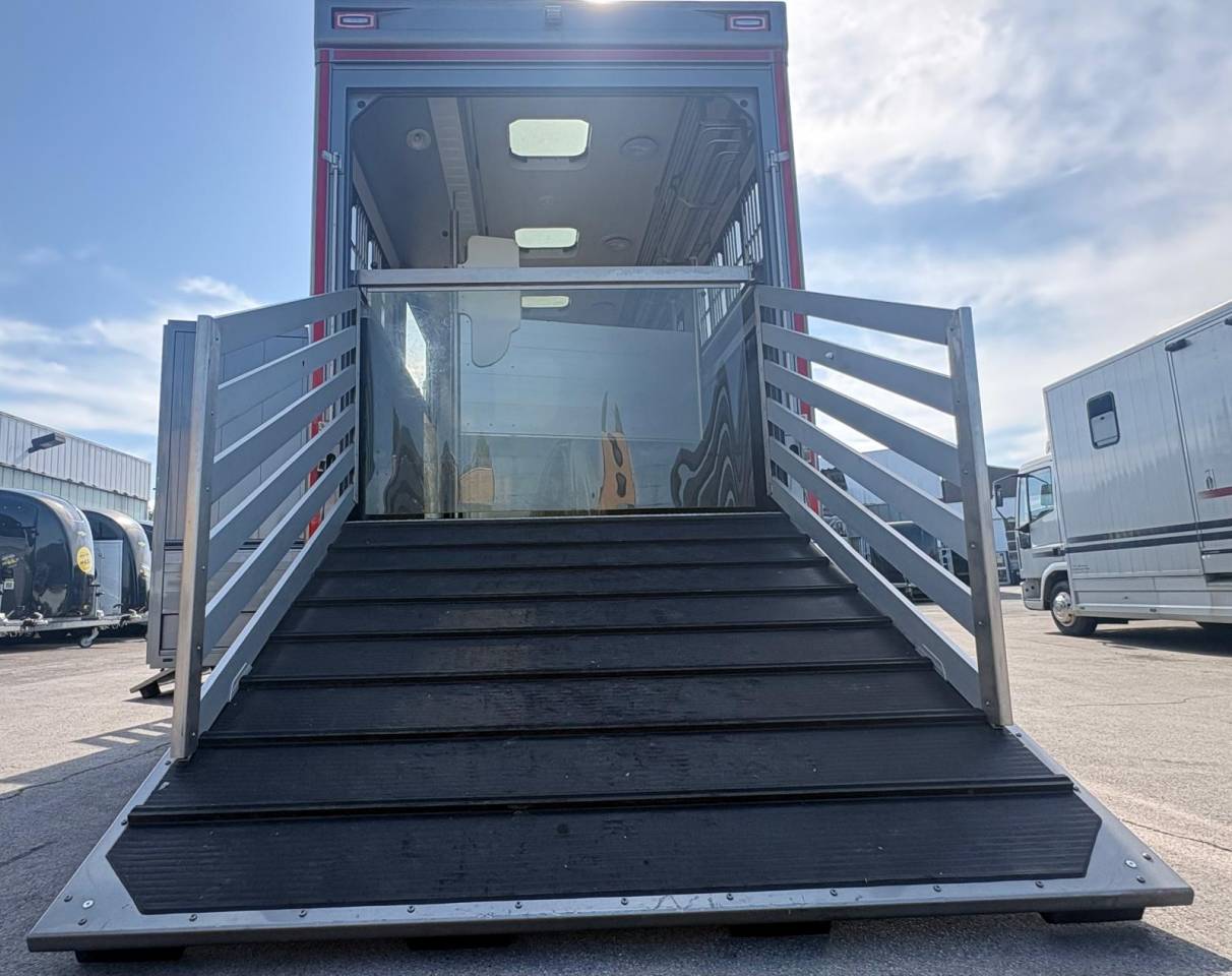 Horsebox NON-HGV Scania SCANIA S500 EHC POP OUT 2020 Used