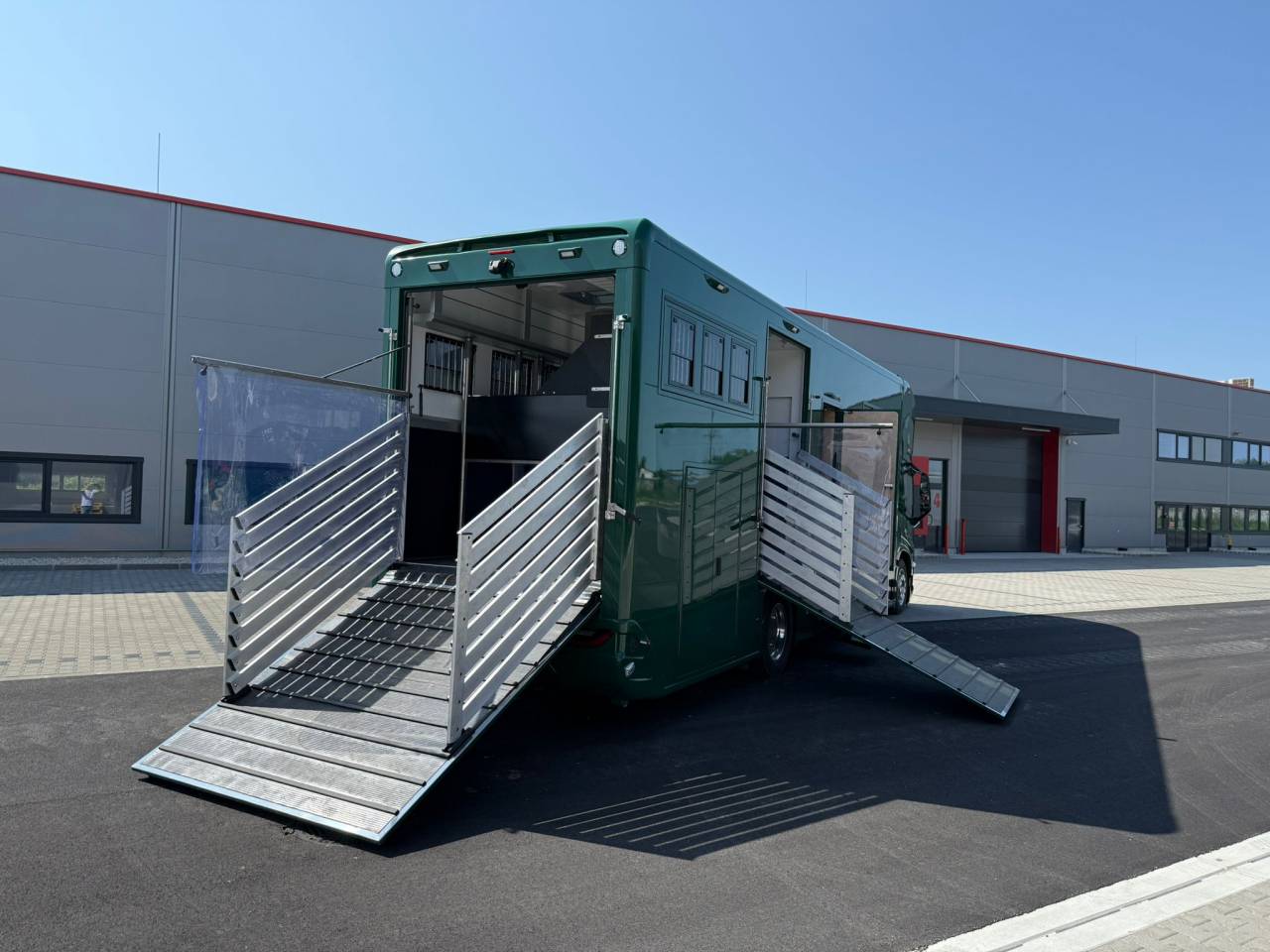 Horsebox NON-HGV HTIs VOLVO FM 500 HTI PROFESSIONAL 5 2026 New
