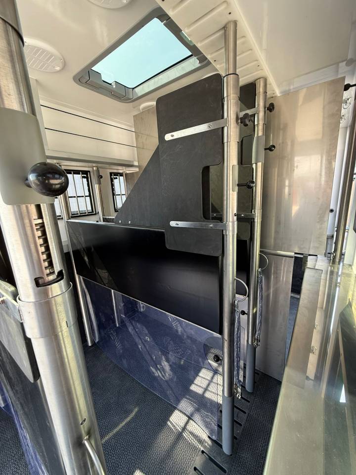 Horsebox NON-HGV HTIs VOLVO FM 500 HTI PROFESSIONAL 5 2026 New