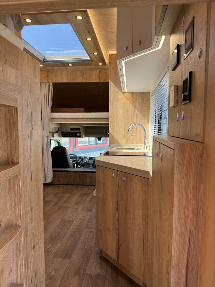Horsebox NON-HGV HTIs VOLVO FM 500 HTI PROFESSIONAL 5 2026 New